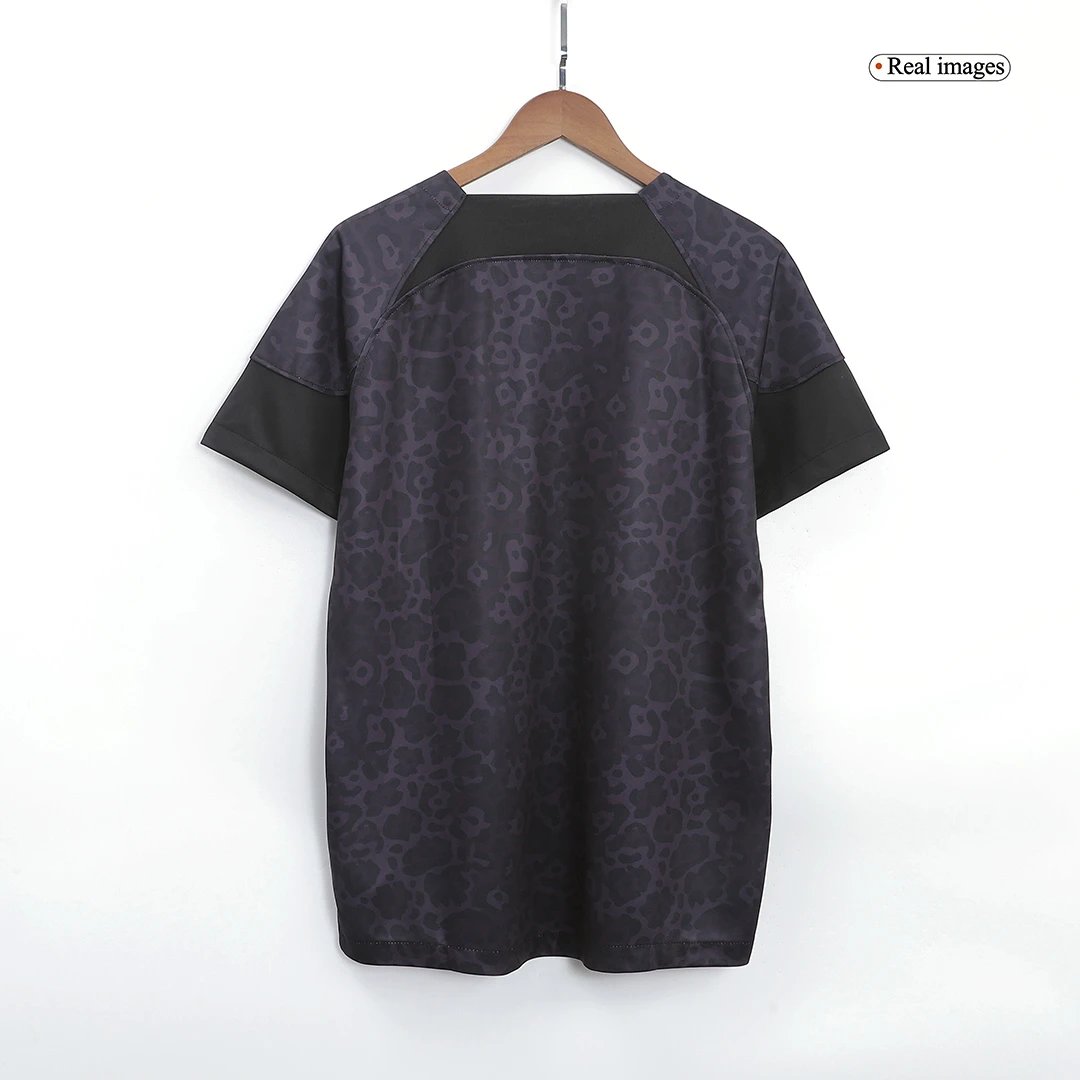 Brazil 2022 Goalkeeper Jersey — Photo 2