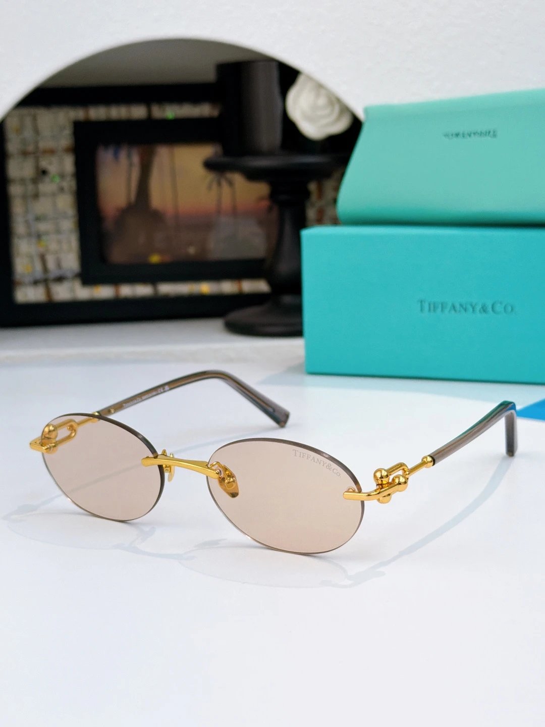 Tiffany TF3104D Sunglasses 56-18-140 — photo 4