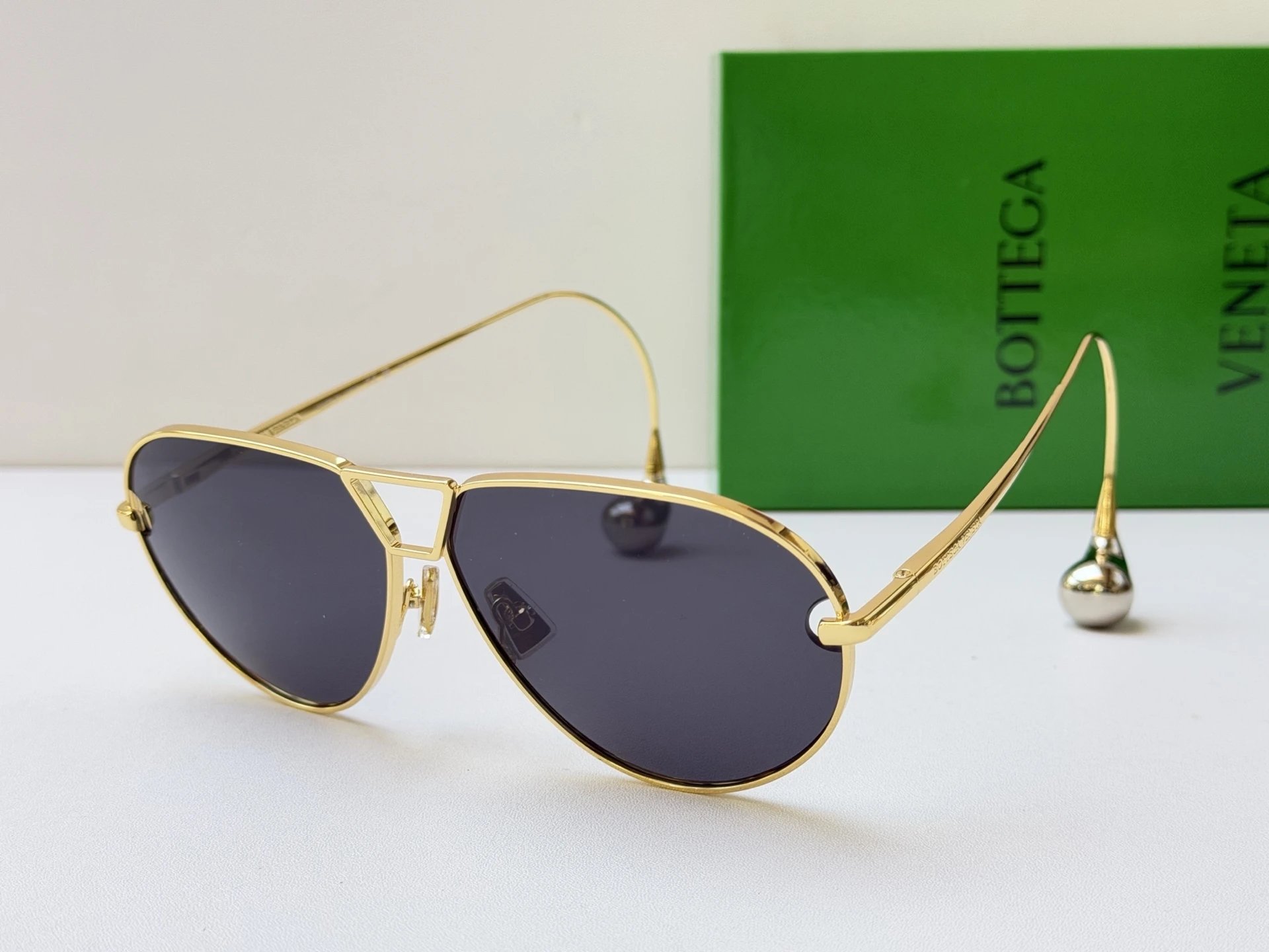 Bottega Veneta BV1437S Sunglasses 64-12-185 Ver.B — photo 6