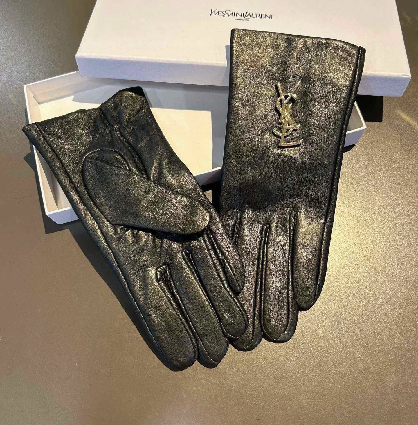 Saint Laurent Lambskin Cashmere Gloves Ver.A — Photo 8