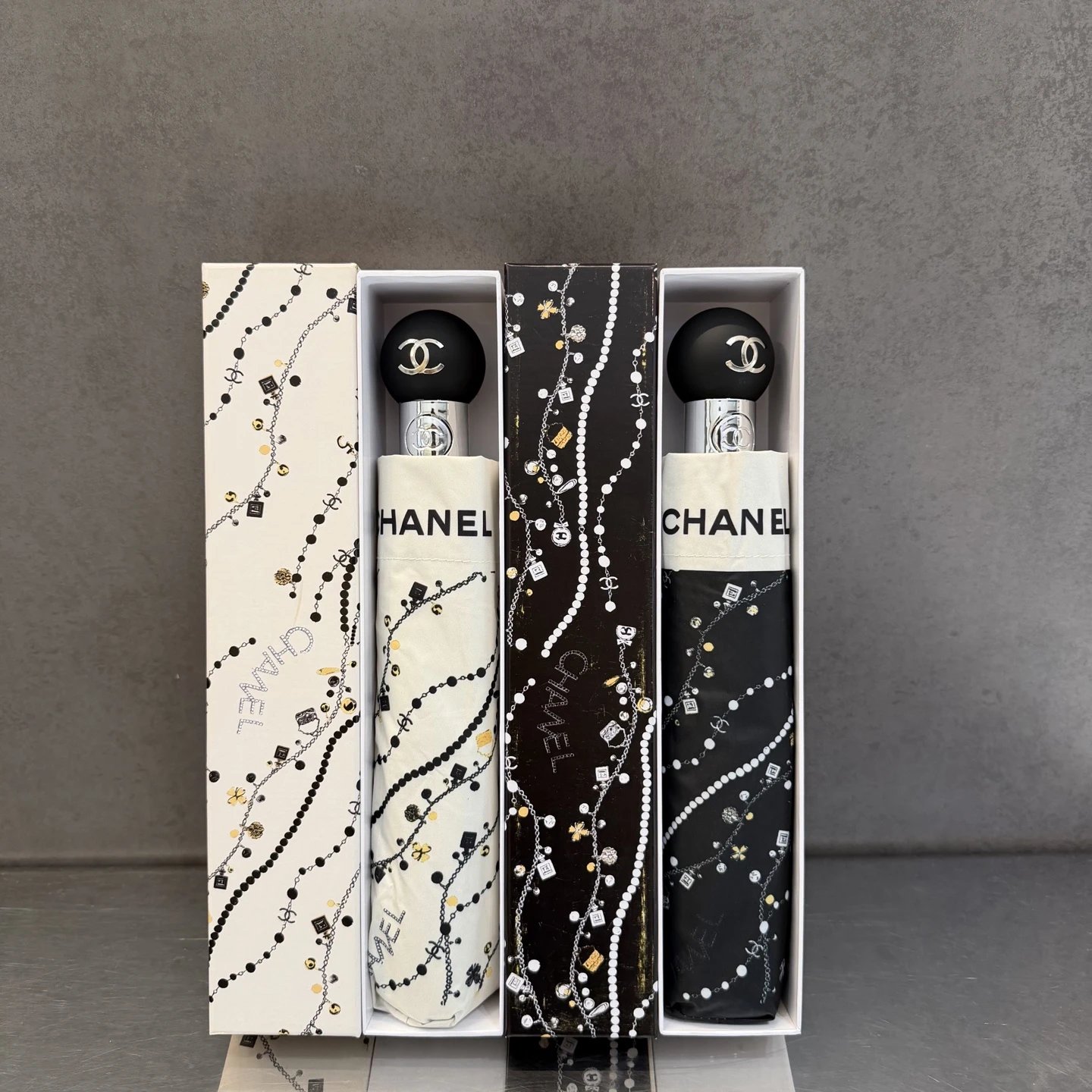 Dior UV Protection Folding Umbrella Ver.A — Photo 9