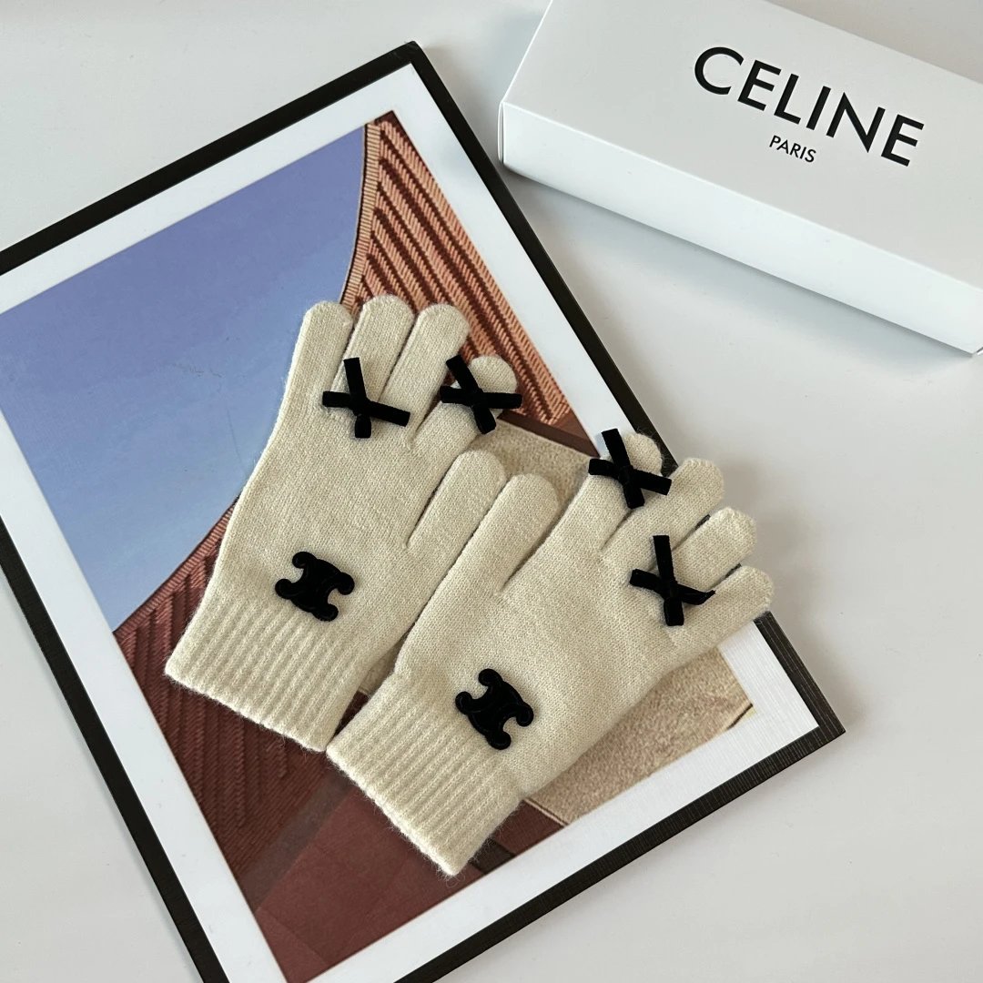 Celine Gloves Ver.A — Photo 3