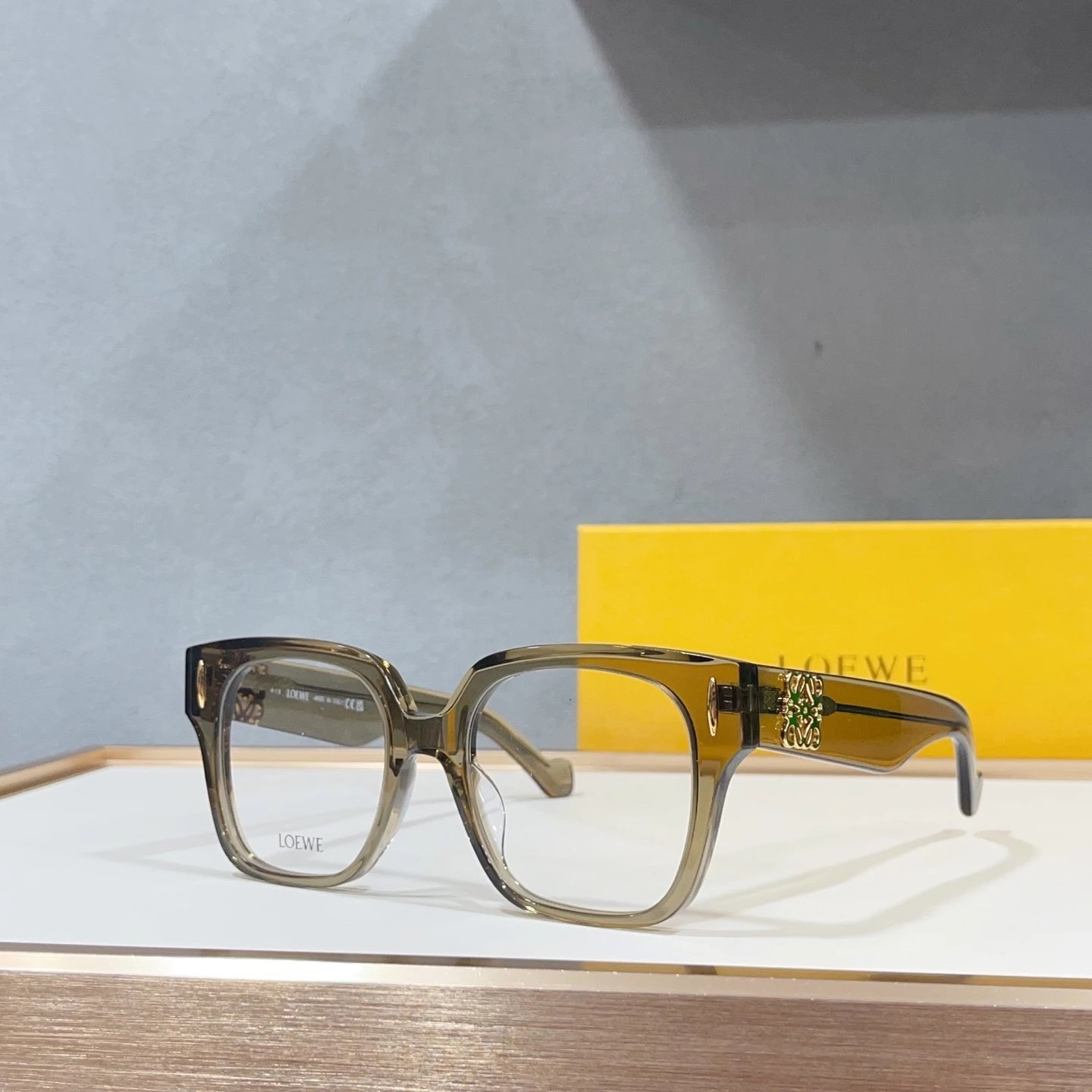 Loewe LW50069I Sunglasses 51-19-140 Ver.A — photo 2