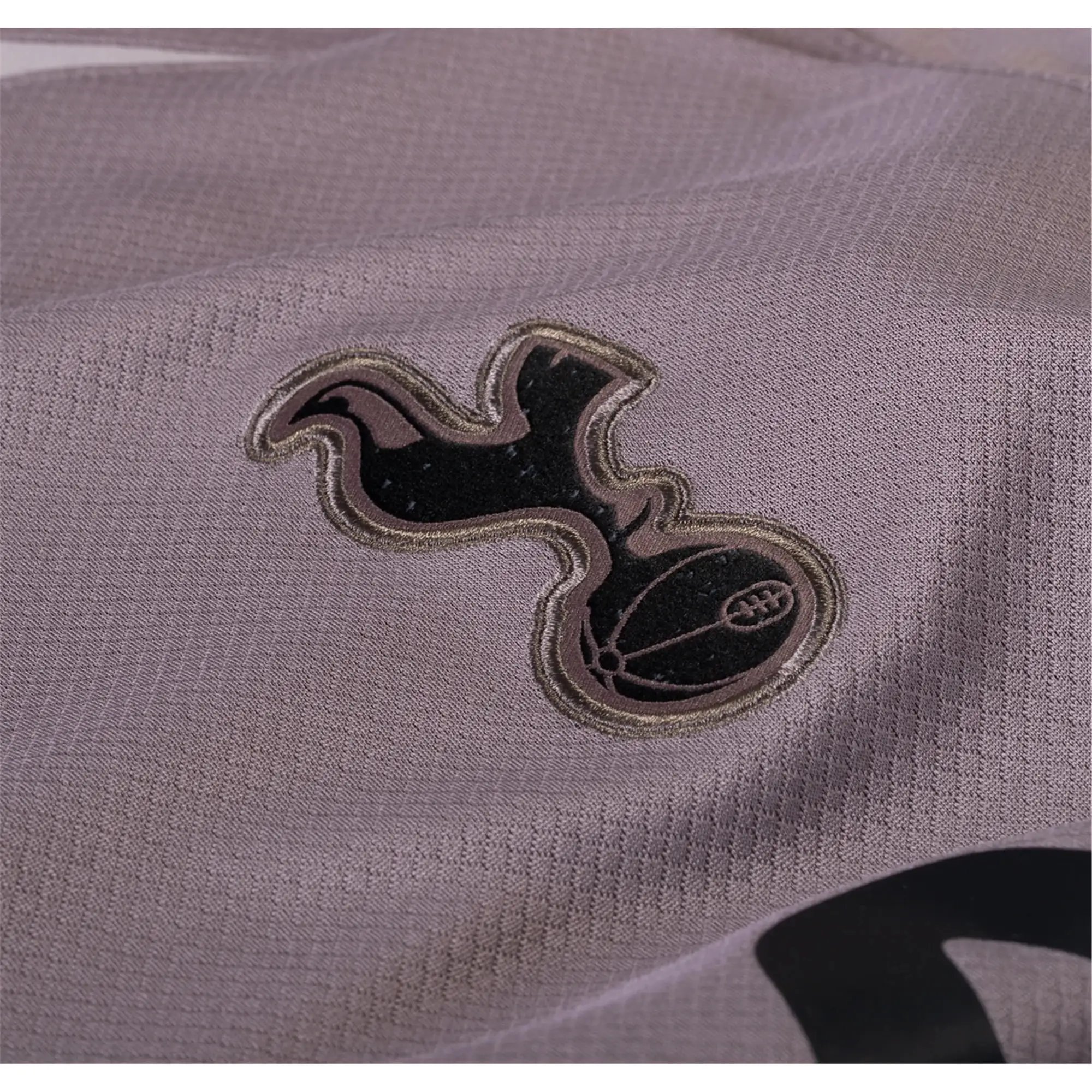 Tottenham Hotspur 23/24 Third Jersey — photo 3