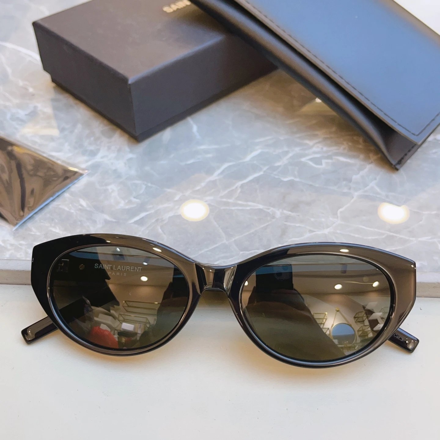 Saint Laurent Sunglasses Ver.E — photo 3