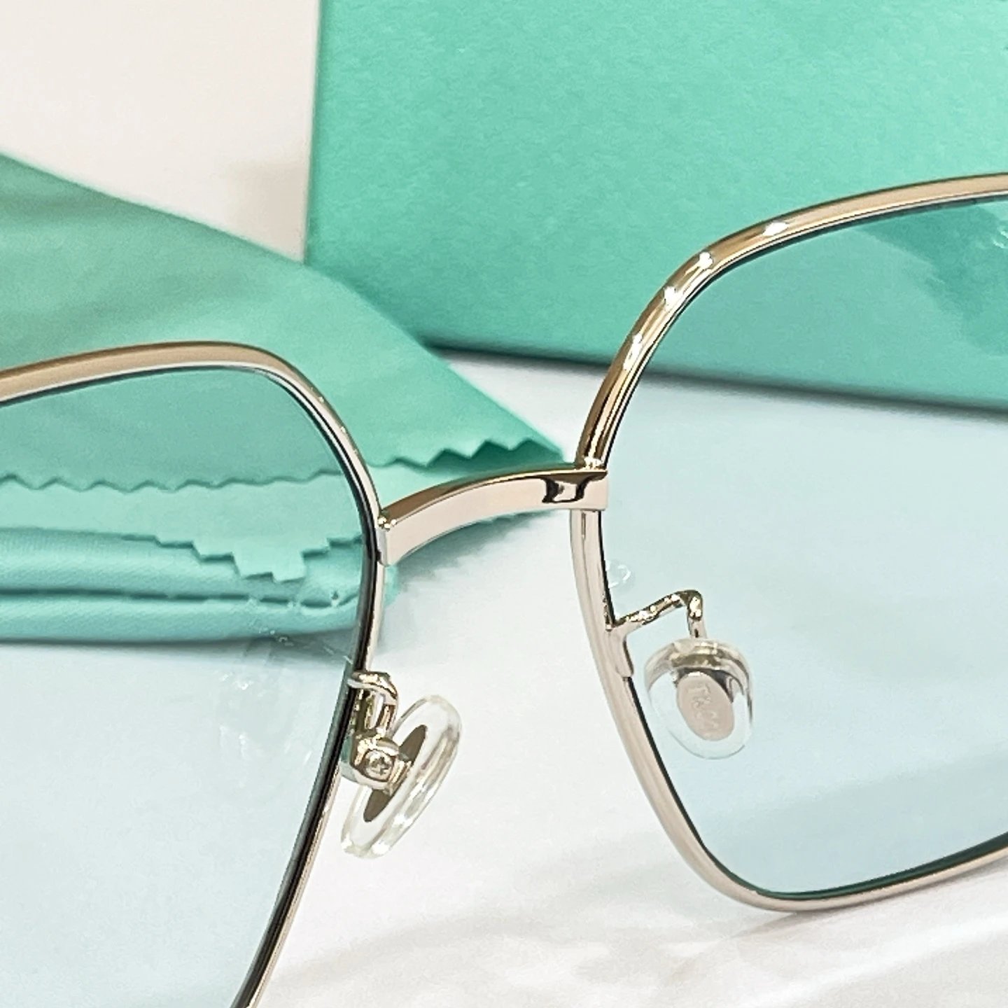 Tiffany TF3122 Sunglasses 57-18-145 Ver.B — photo 9