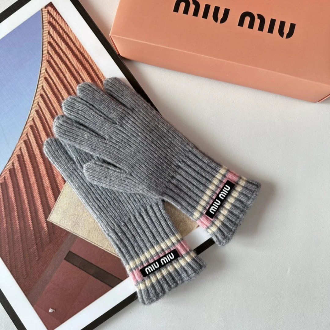 Miu Miu Gloves Ver.B — Photo 6