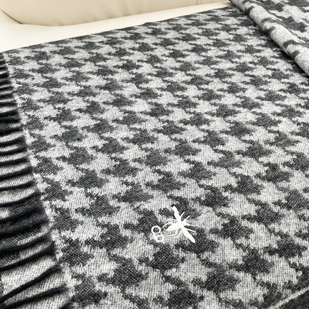 Dior Scarf Ver.E — Photo 9