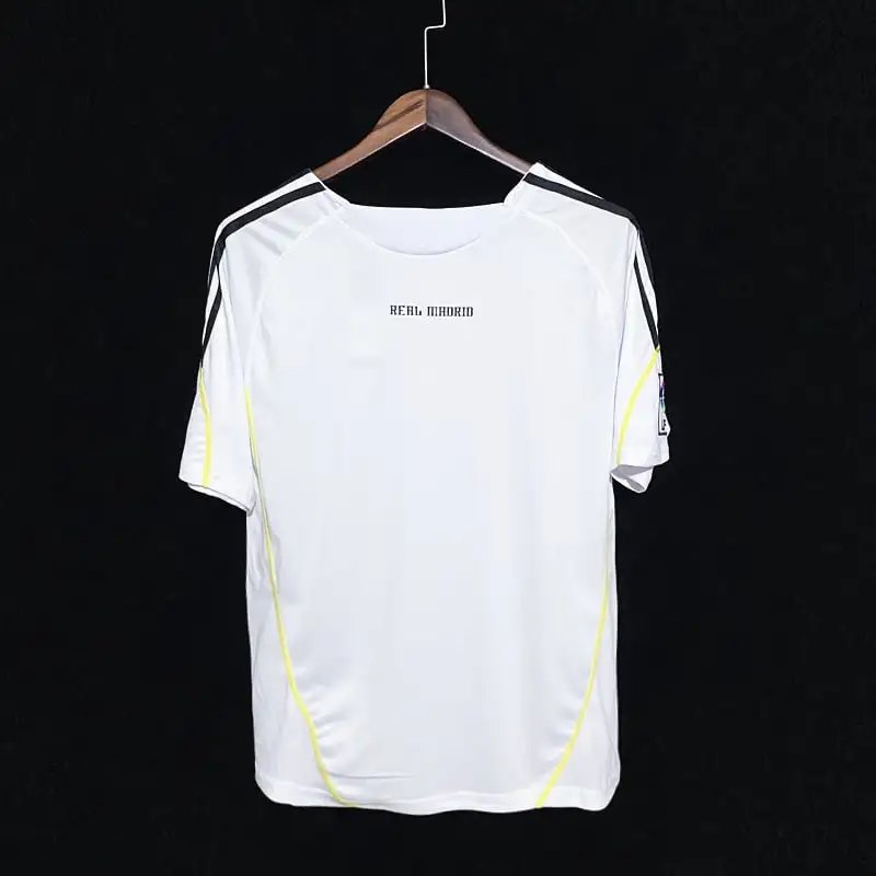Real Madrid 09/10 Retro Jersey — Photo 2