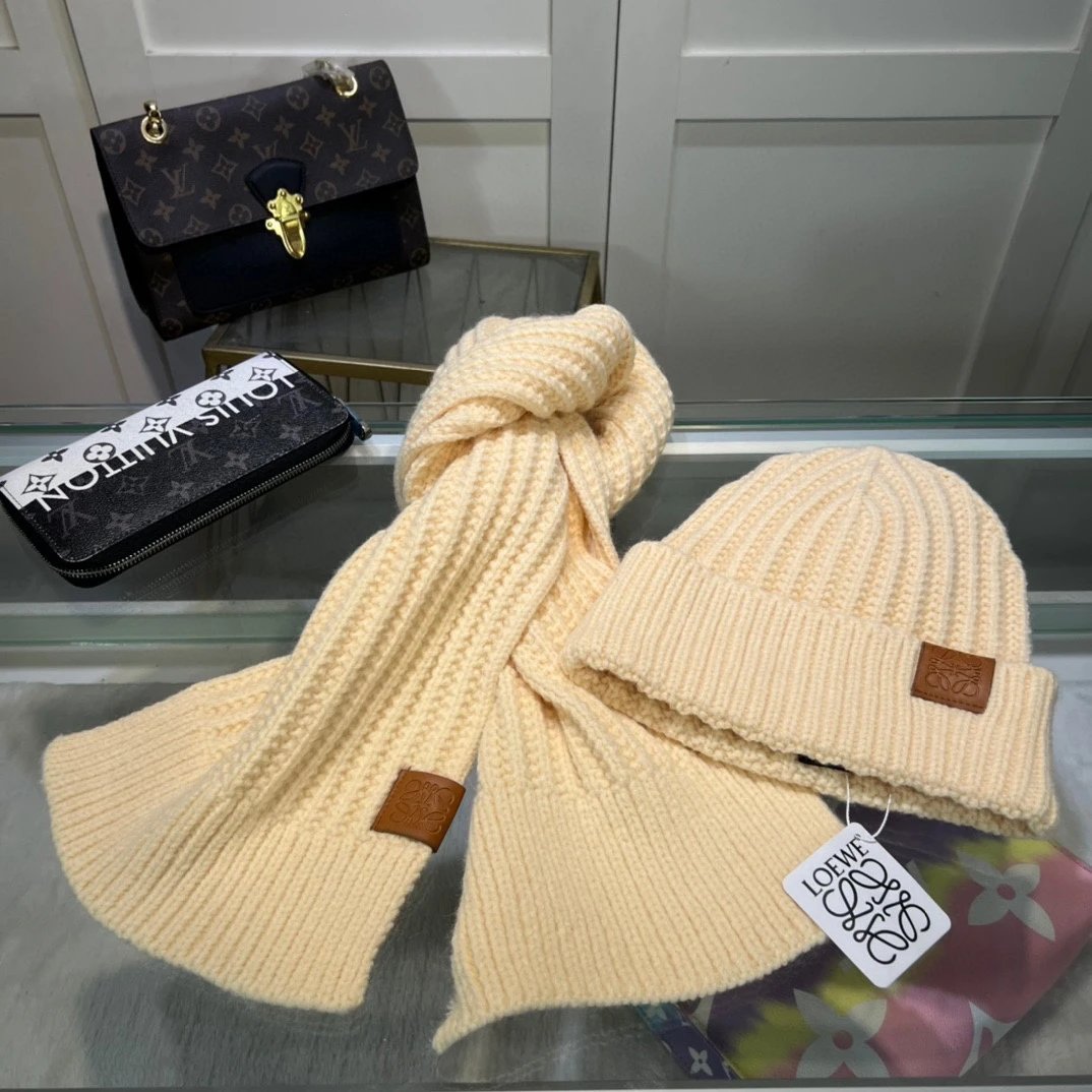 Loewe Scarf & Hat Set Ver.H — QC
