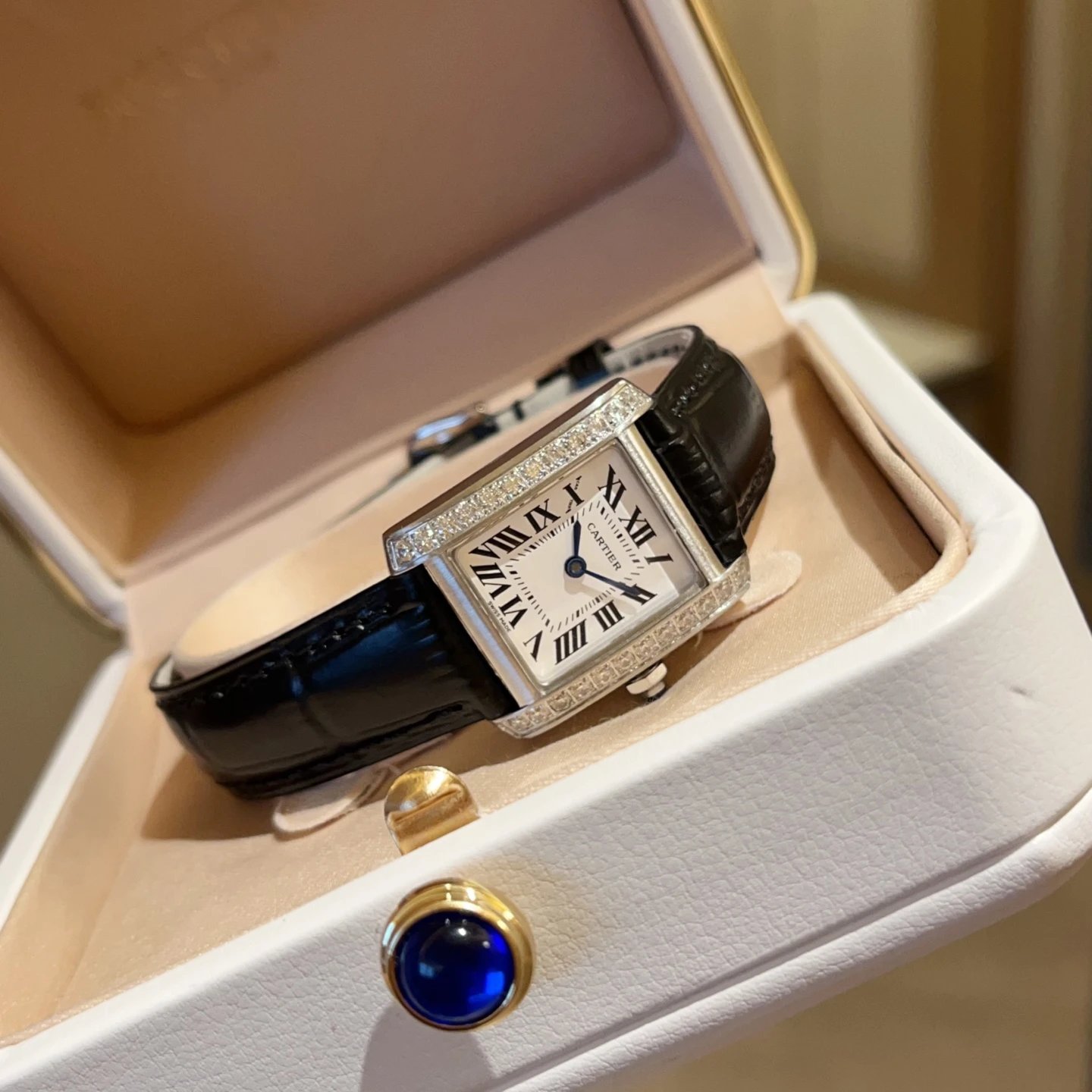 Cartier Tank Quartz Ladies Watch 21.2mm — photo 8
