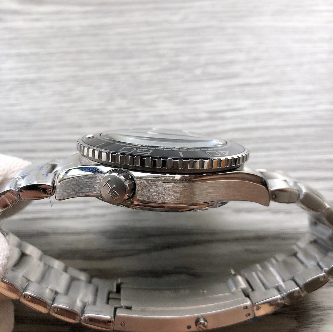 Omega Seamaster 600 Diver Automatic Watch — photo 8