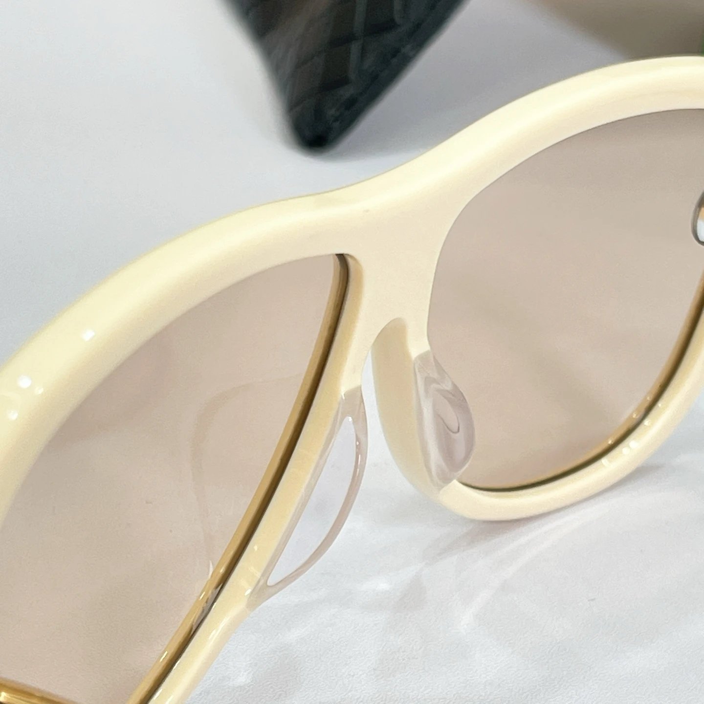 Bottega Veneta BV1513S Sunglasses 61-9-145 Ver.A — photo 6