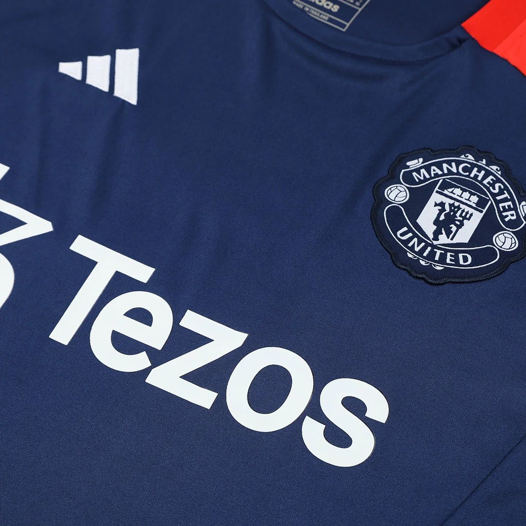 Manchester United 24/25 Pre-Match Jersey — Photo 6