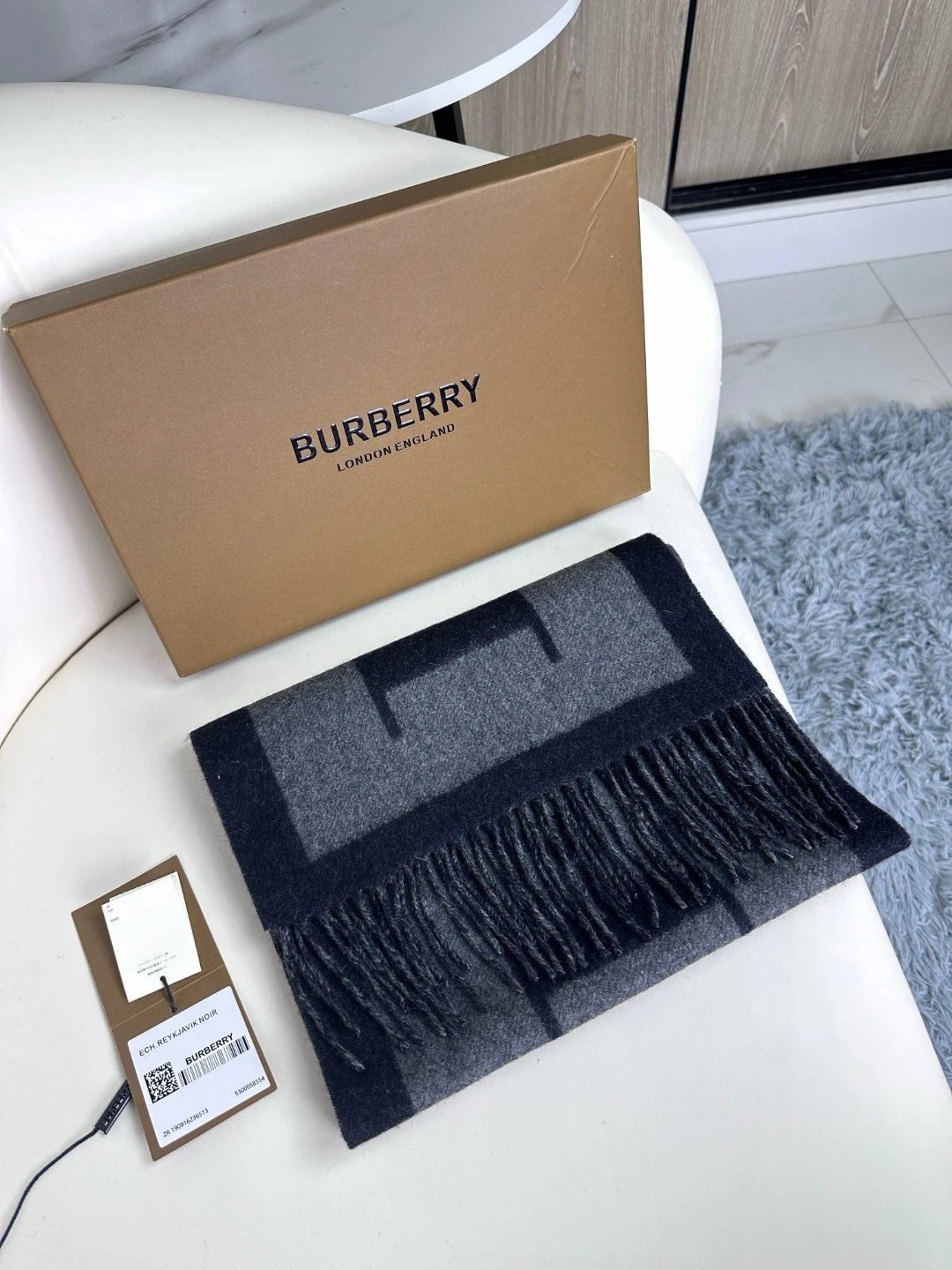 Burberry Cashmere Wool Scarf Ver.C — QC