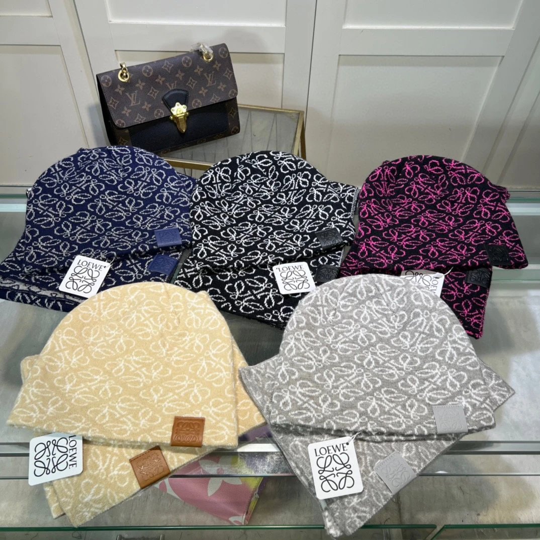 Loewe Scarf & Hat Set Ver.F — Photo 5
