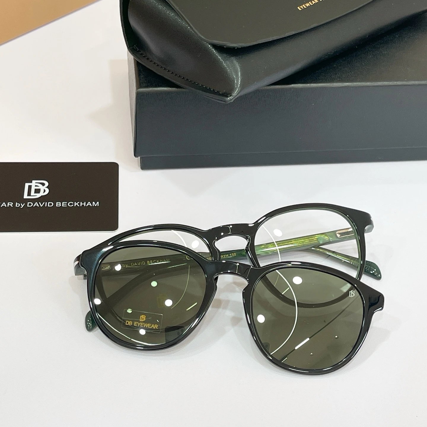 David Beckham DB 1018 Sunglasses Ver.A — Photo 5