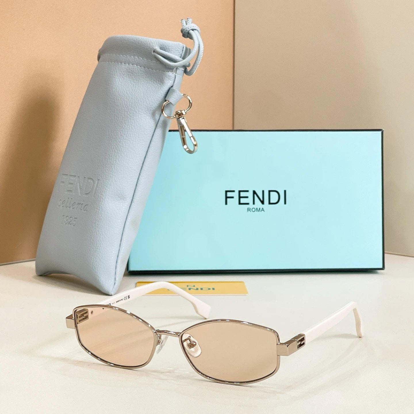Fendi FE 40216U Sunglasses 56-15-140 — photo 5
