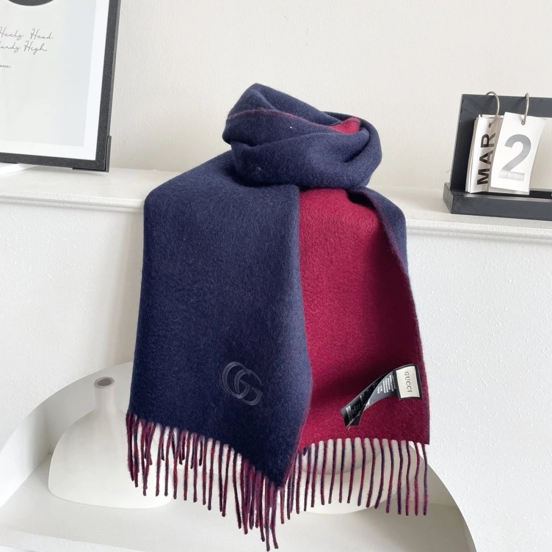 Fendi Cashmere Scarf Ver.A — QC