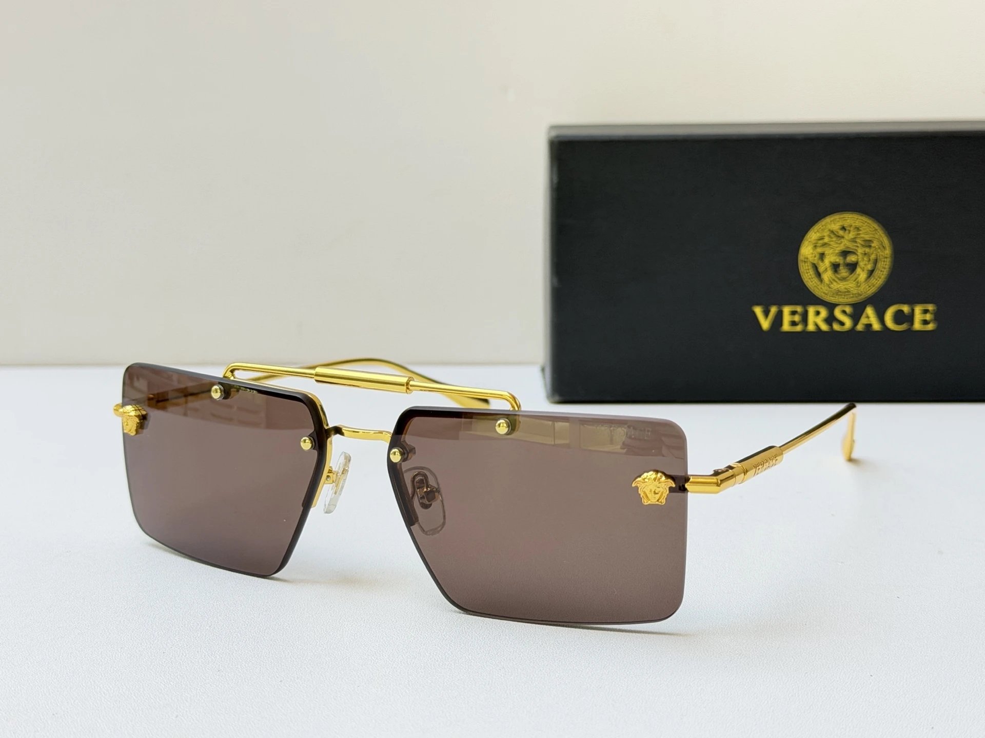 Versace VE2245 Sunglasses — Zdjęcie 8