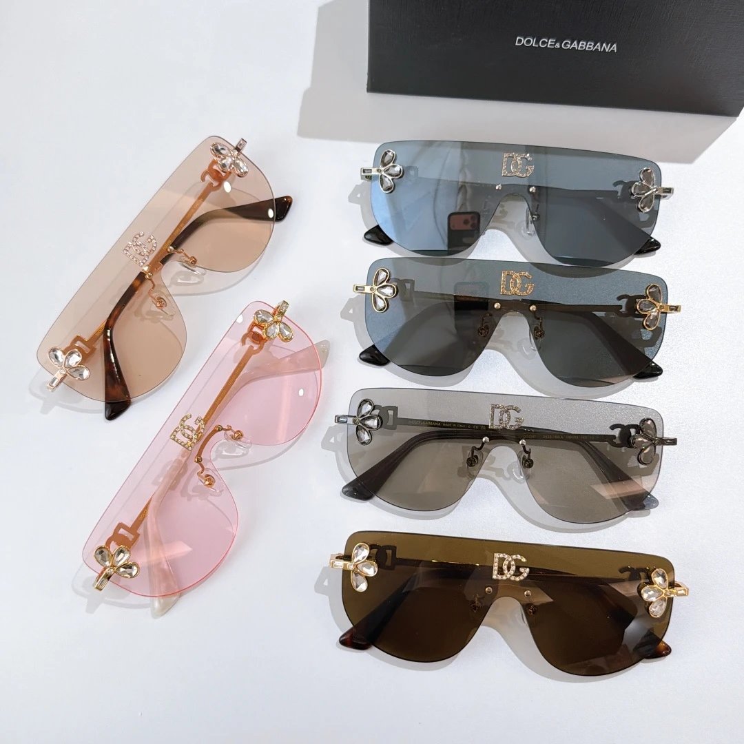 Dolce & Gabbana DG2207 Sunglasses Ver.A — Photo 9