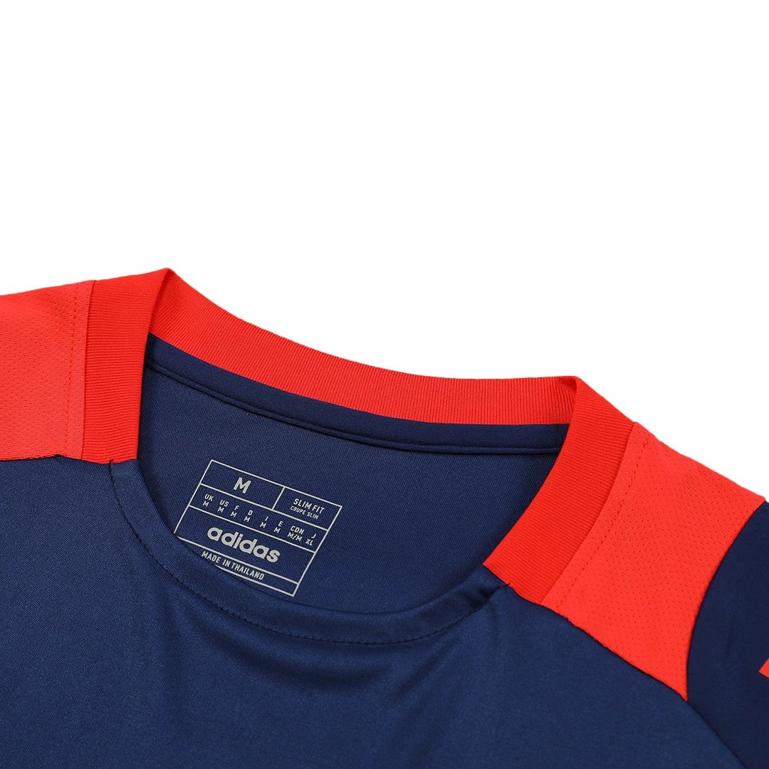 Manchester United 24/25 Pre-Match Jersey — Photo 4