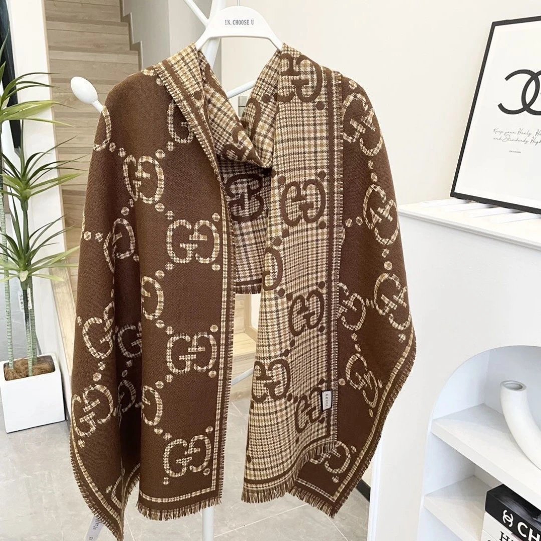 Gucci Cashmere Shawl Ver.B — QC