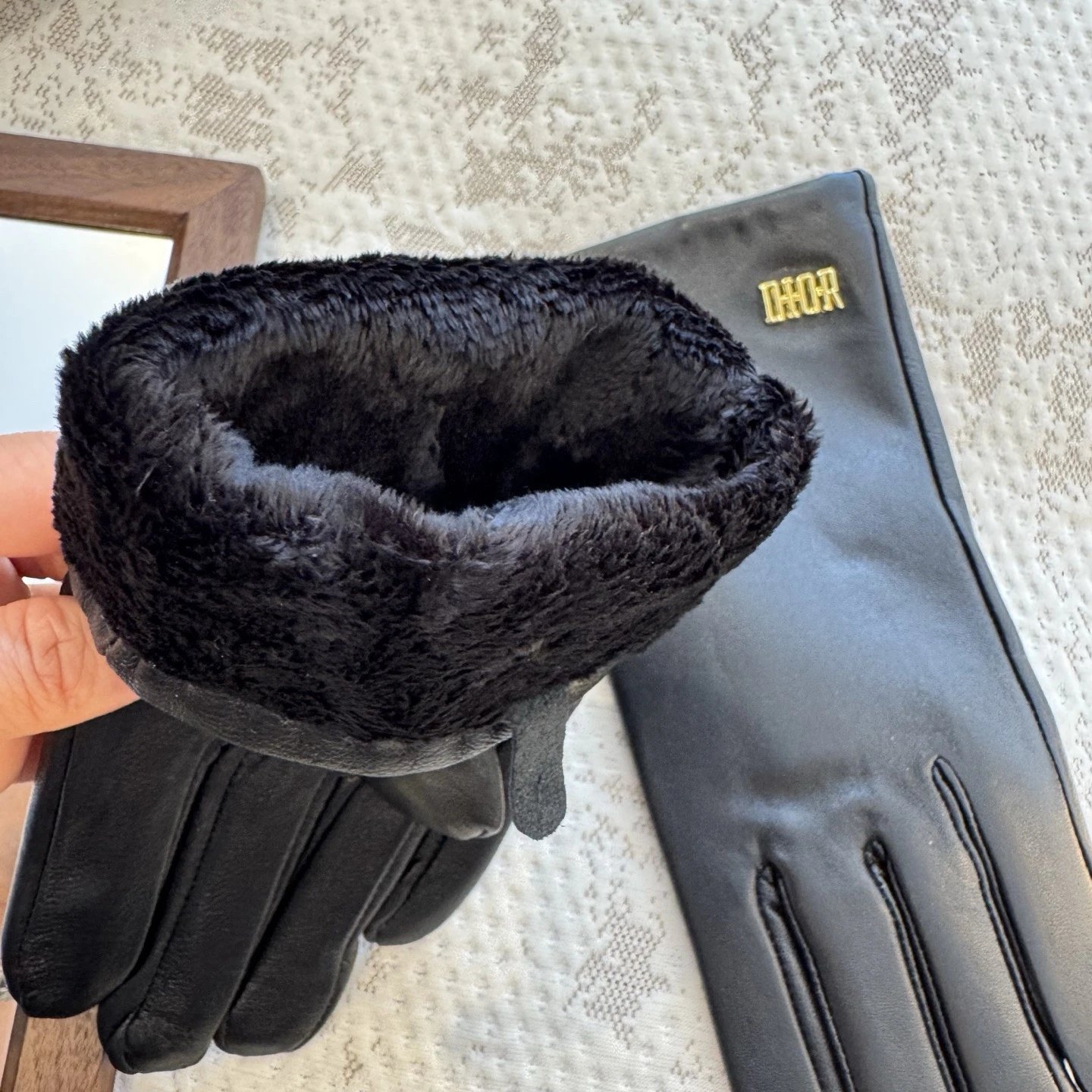 Dior Lambskin Cashmere Gloves Ver.A — Photo 7