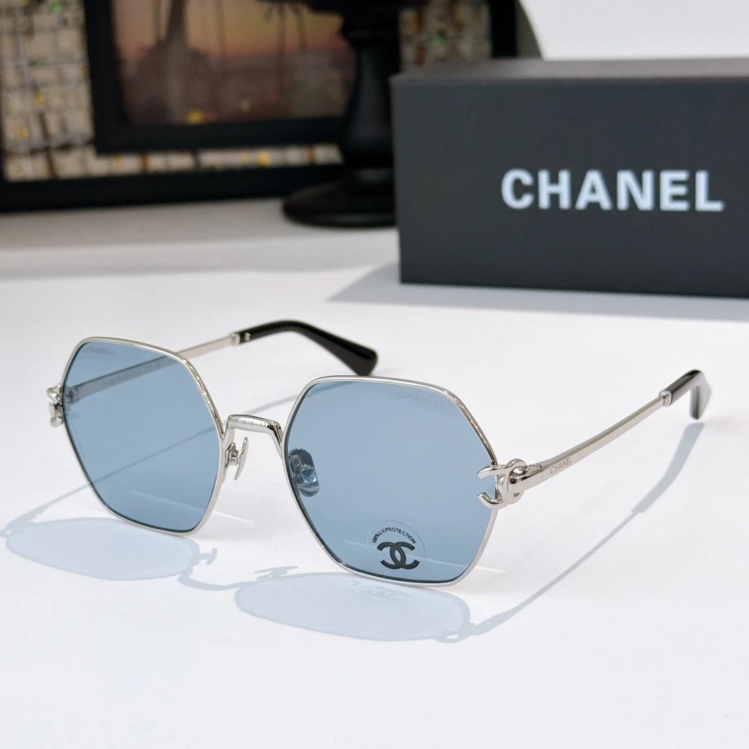 Chanel CH2231 Sunglasses 54-17-140 — photo 9