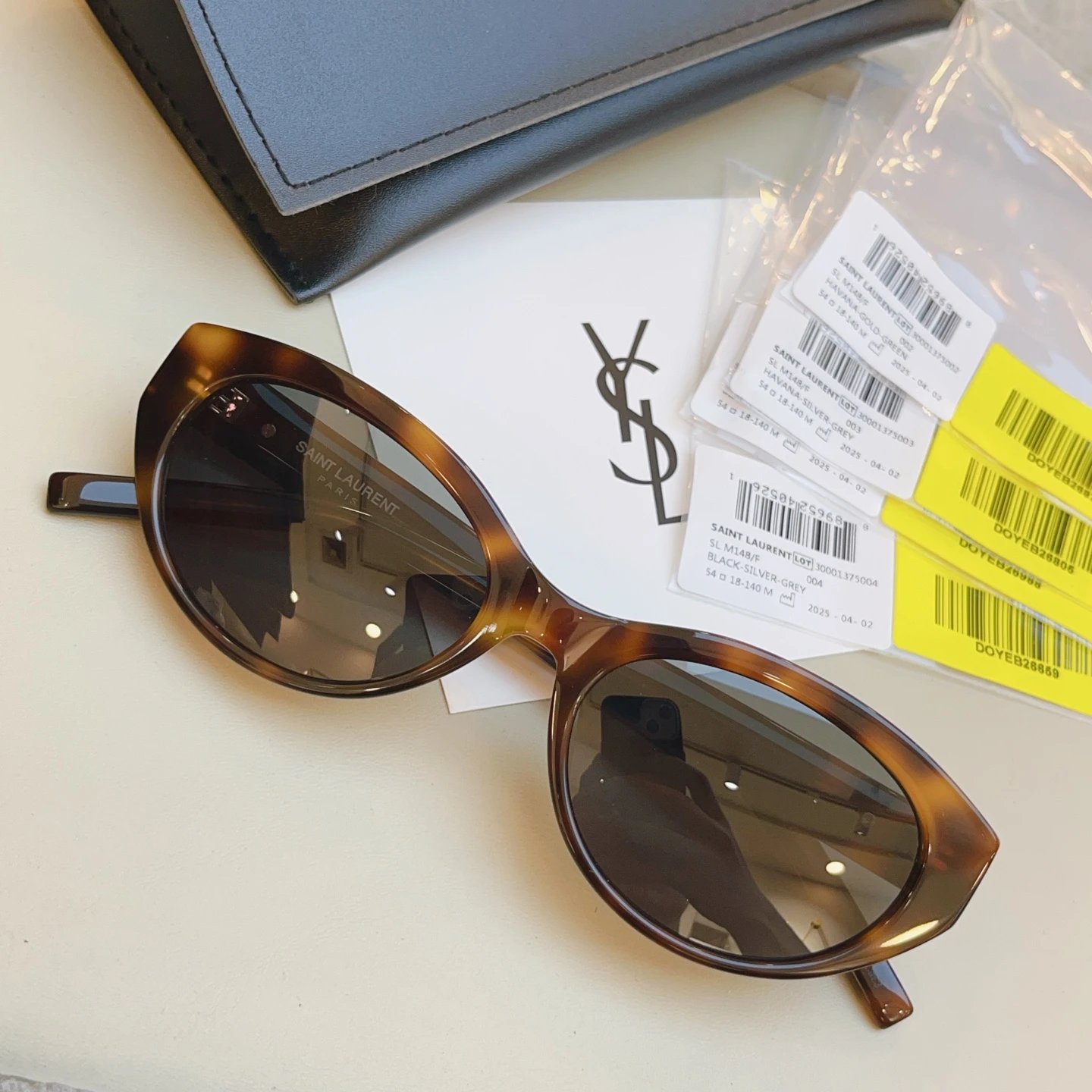 Saint Laurent Sunglasses Ver.C — photo 4
