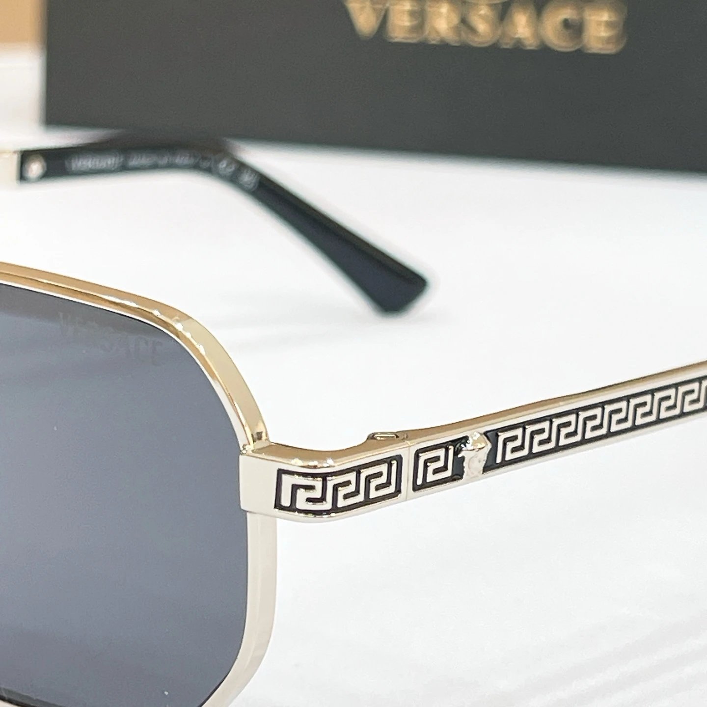 Versace Sunglasses Ver.C — Photo 7