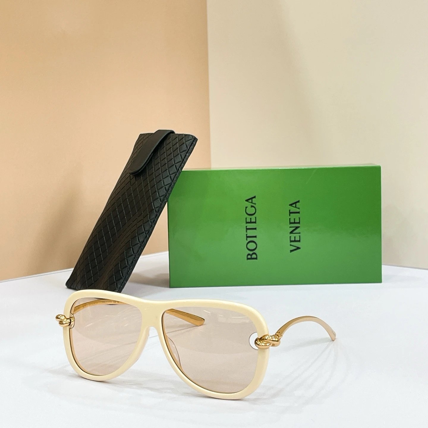 Bottega Veneta BV1513S Sunglasses 61-9-145 Ver.A — photo 5