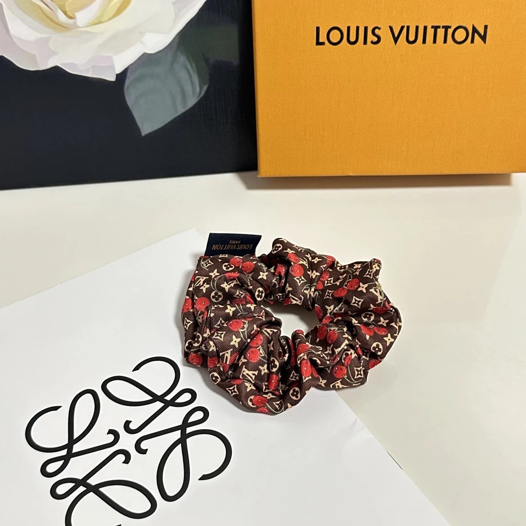 Louis Vuitton Headband Ver.H — QC