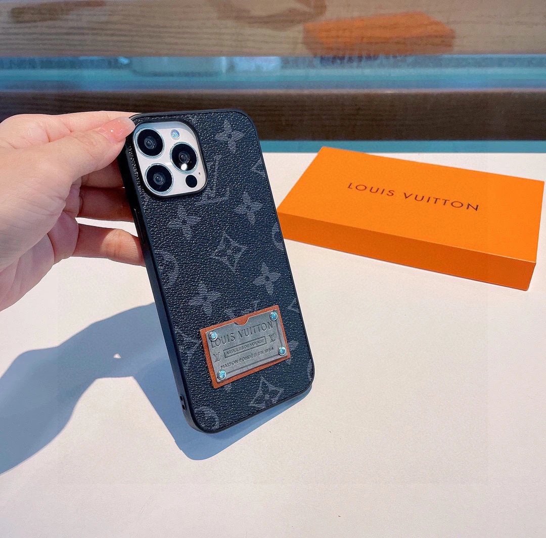 Louis Vuitton Phone Case Ver.B — Photo 8