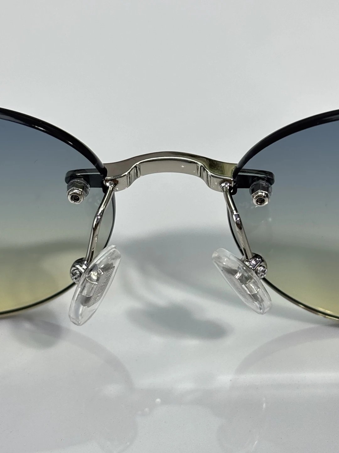 Bvlgari BV50070U Sunglasses 56-16-145 Ver.A — photo 9