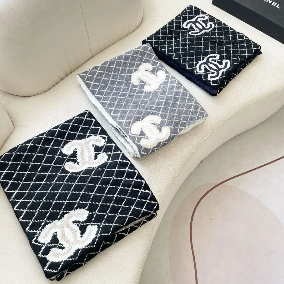 Chanel Cashmere Scarf Ver.D — QC