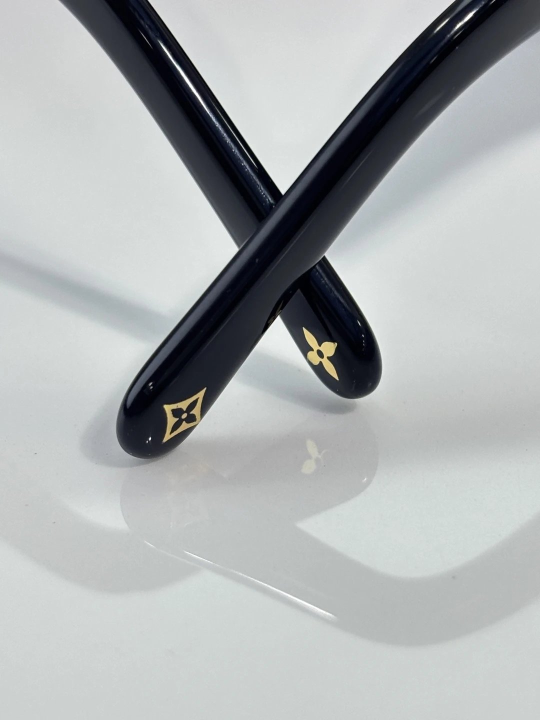 Louis Vuitton Z3339U Sunglasses 58-16-140 — photo 6
