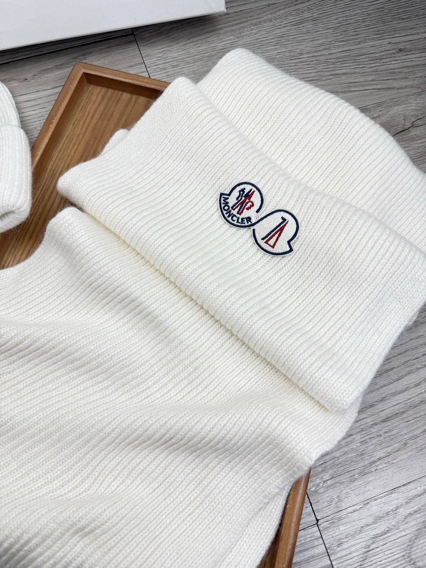 Moncler Wool Rabbit Fur Scarf & Hat Set Ver.F — Photo 6