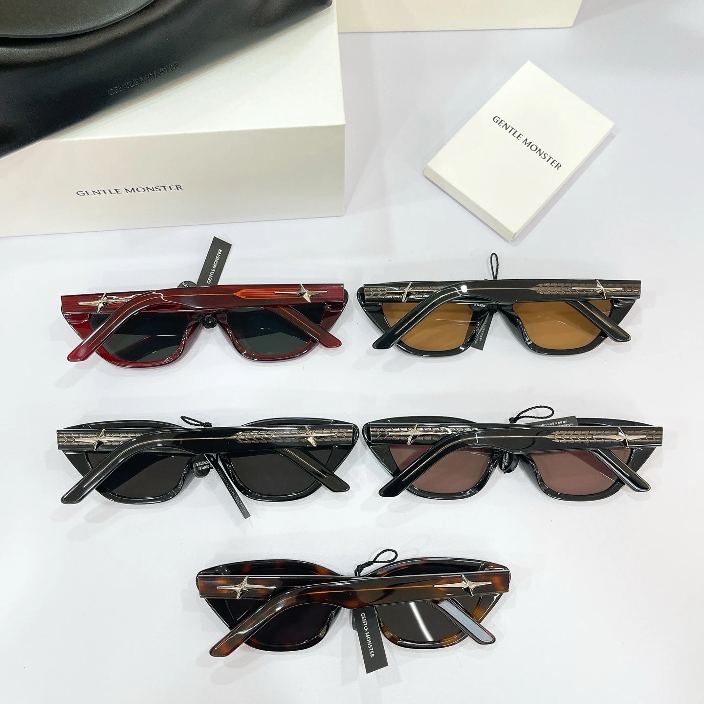 Gentle Monster MOWA Sunglasses 54-21-147 — Photo 8