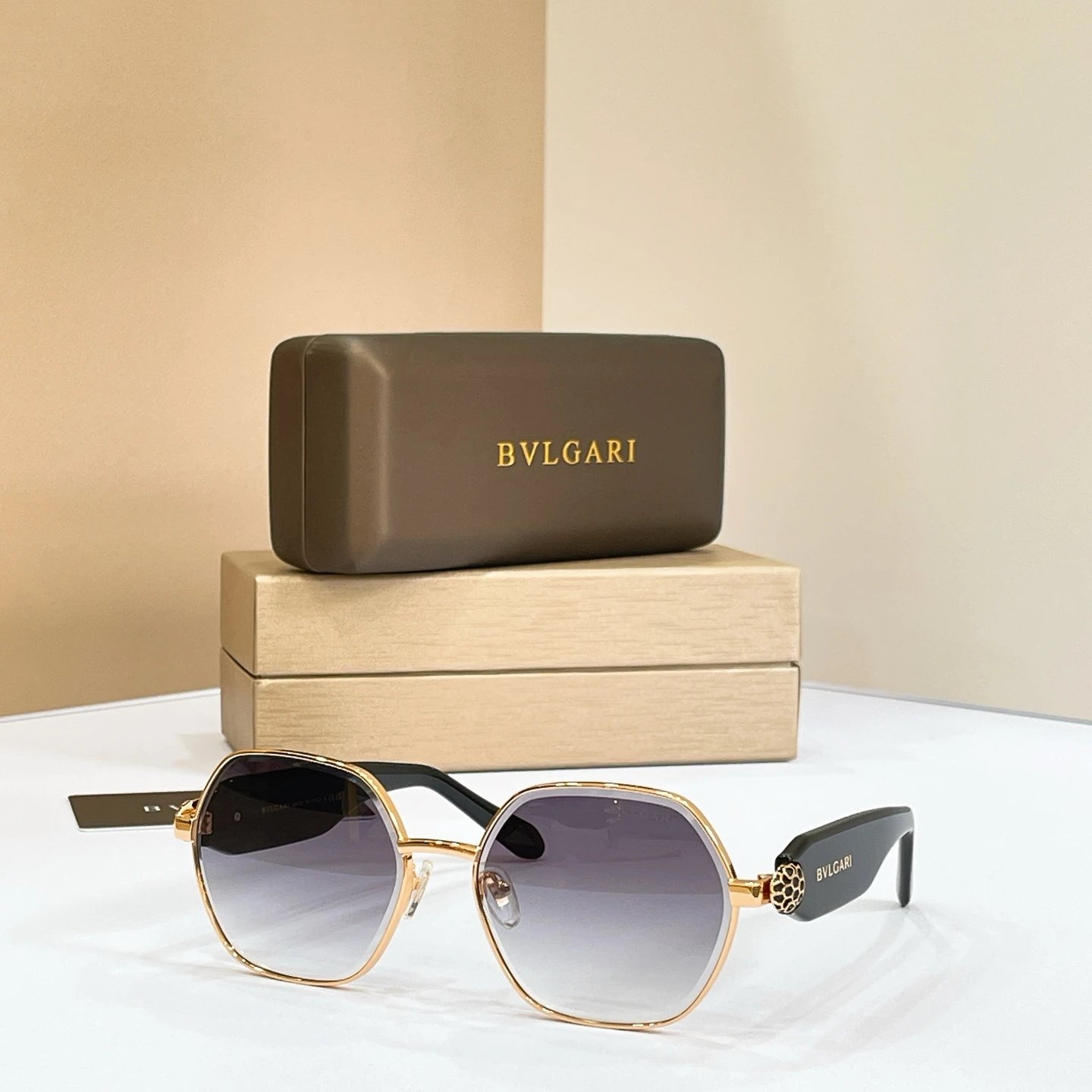 Bvlgari BV 9029B Sunglasses 58-17-143 — photo 4