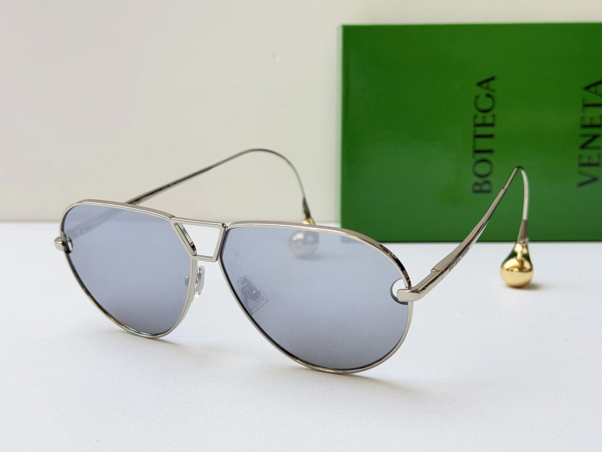Bottega Veneta BV1437S Sunglasses 64-12-185 Ver.B — photo 7