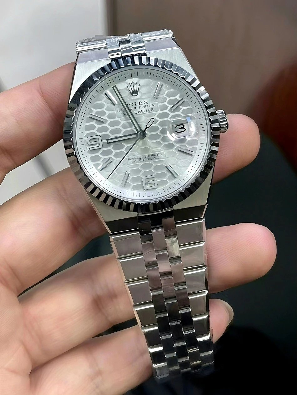 Rolex Land-Dweller Automatic Watch 40mm — Photo 3