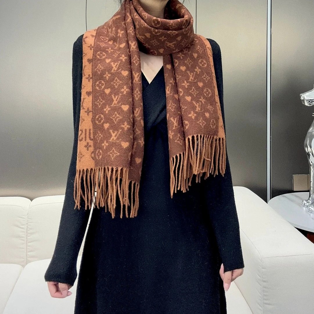 Louis Vuitton Cashmere Scarf Ver.A — QC