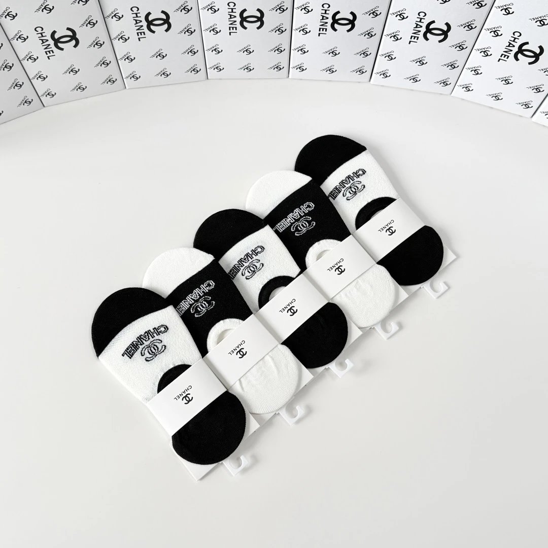 Chanel Classic No-Show Socks 5-Pair Box — photo 8