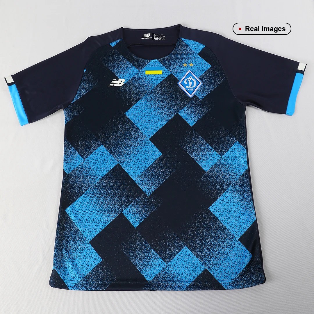 Dynamo Kyiv 21/22 Away Jersey — Photo 10