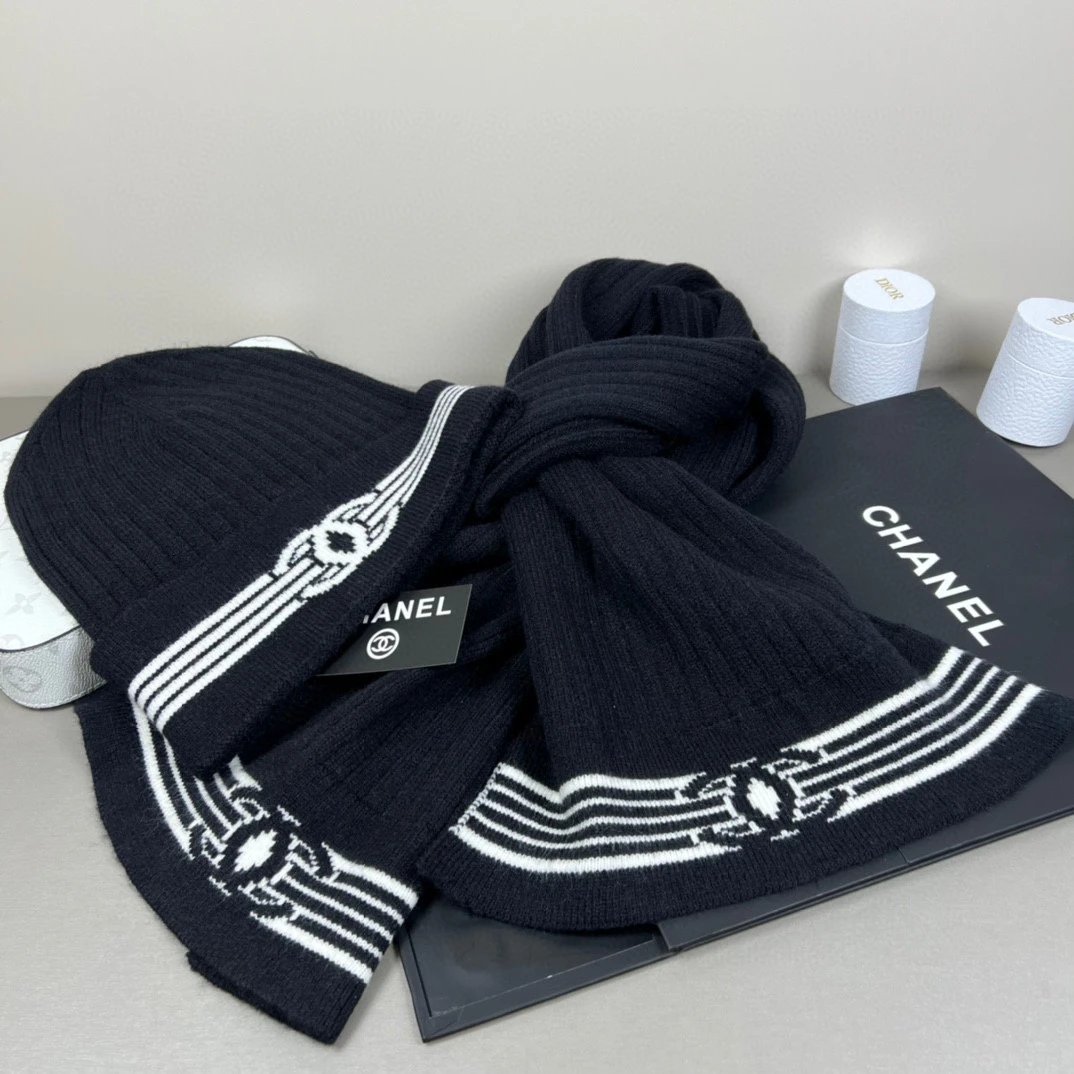 Chanel Scarf & Hat Set Ver.F — QC