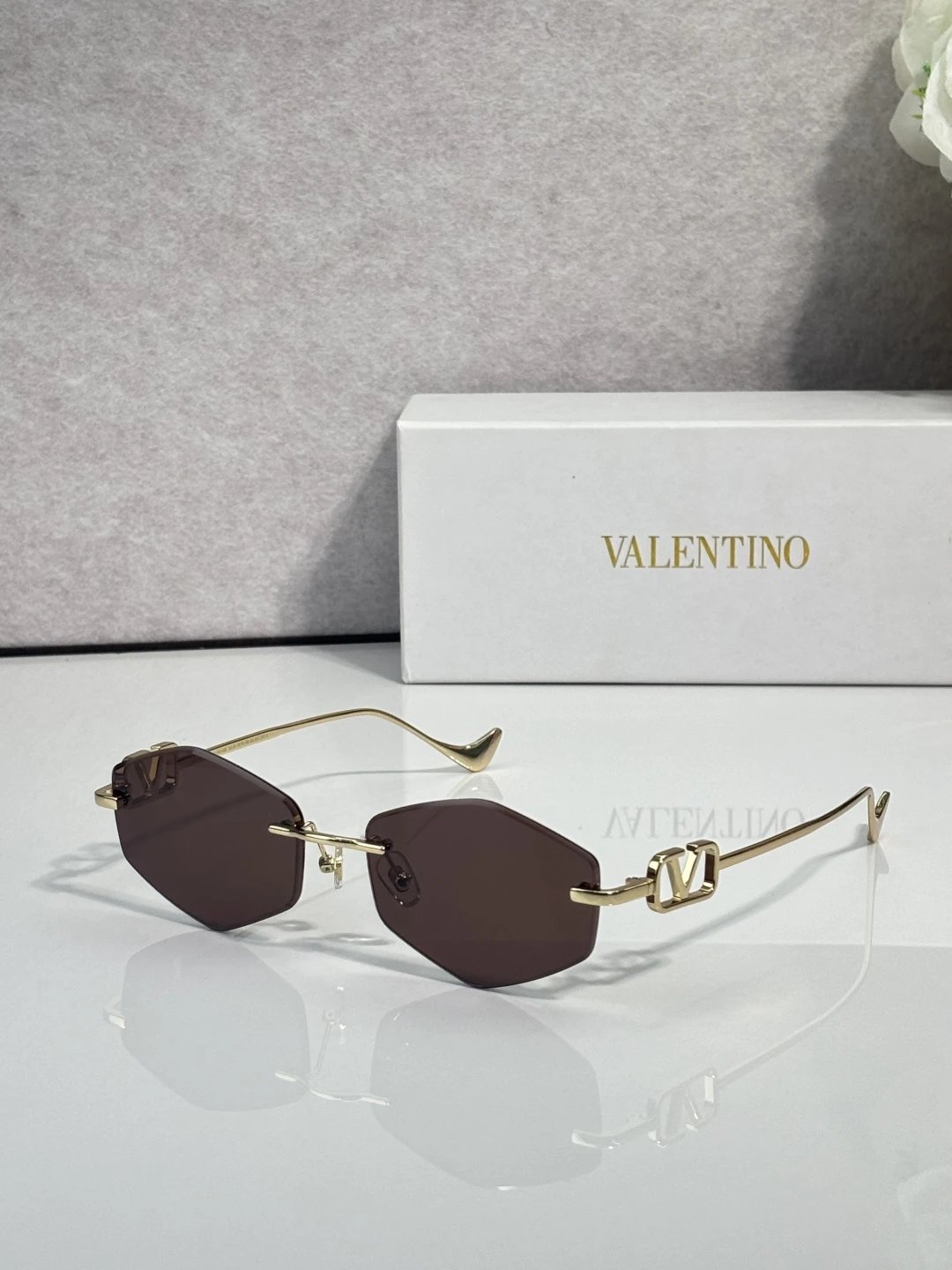 Valentino VLS-187 Sunglasses 58-18-145 Ver.A — photo 5