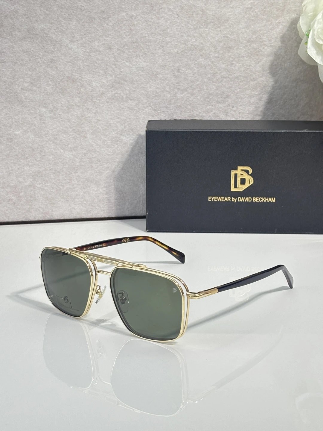 David Beckham DB 1187 Sunglasses Ver.A — photo 3