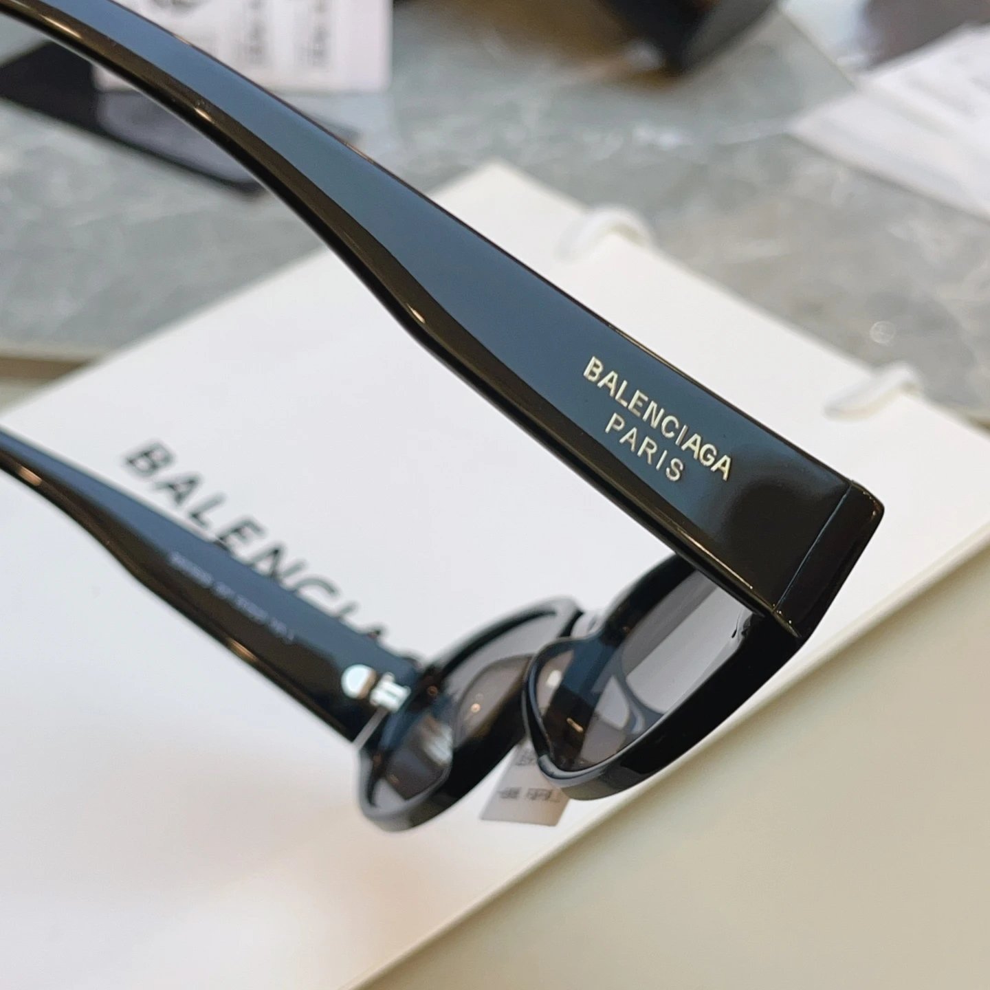 Balenciaga Sunglasses Ver.B — photo 5