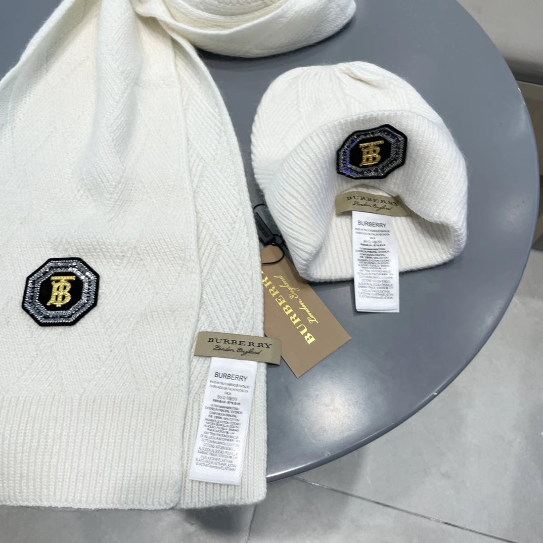 Burberry Scarf & Hat Set Ver.G — Photo 9